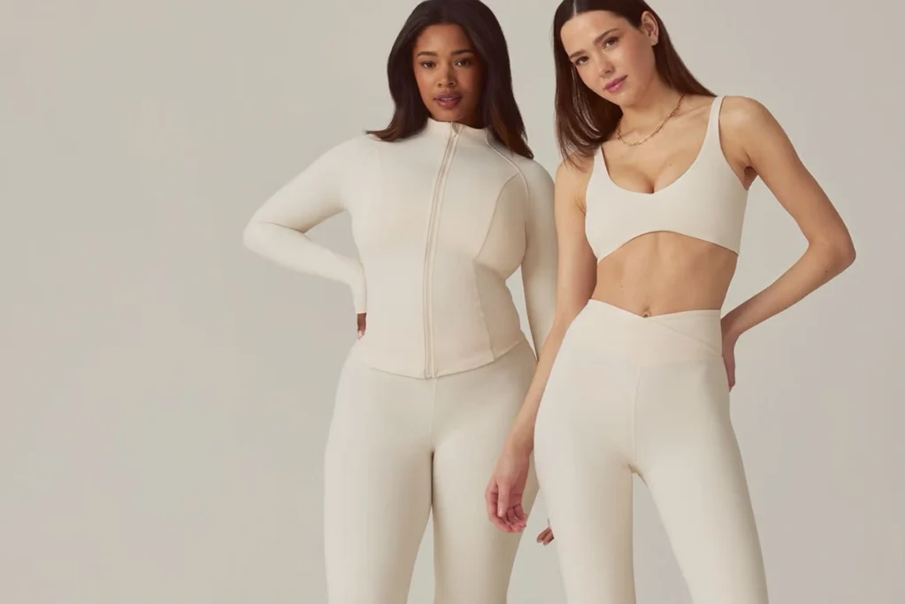 Must-Have Women’s Sportswear for Active and Comfortable Workouts Women’s Sportswear