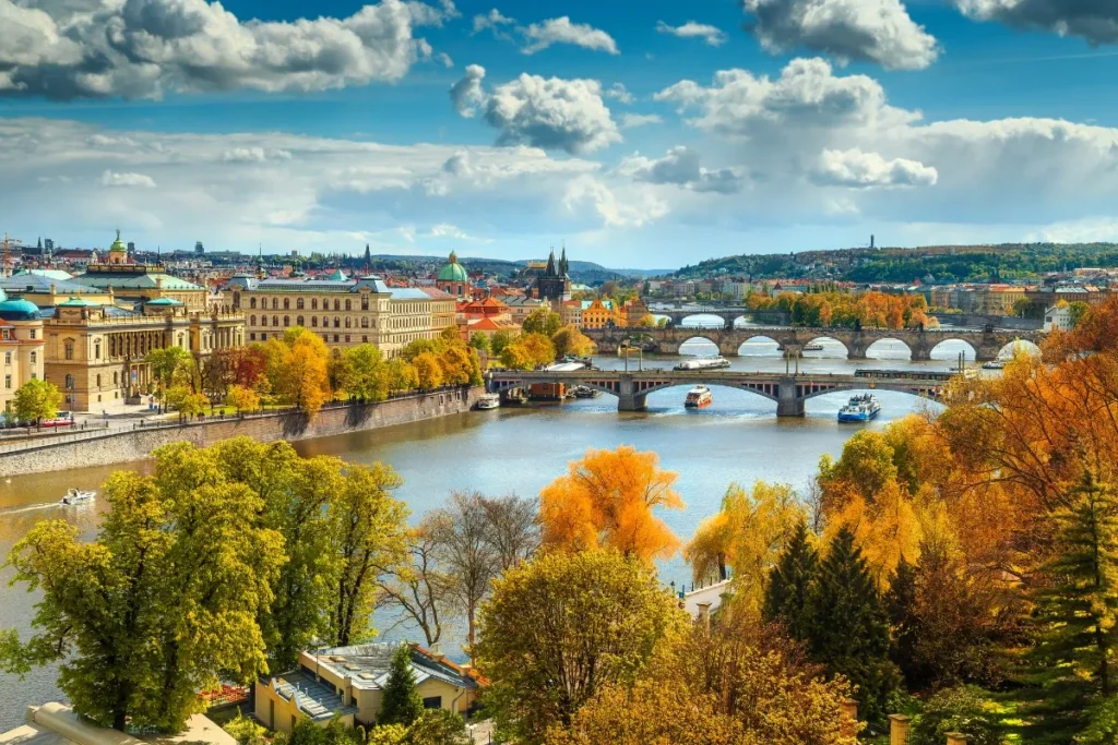 Erschwingliche Last-Minute-Reisen durch Europa