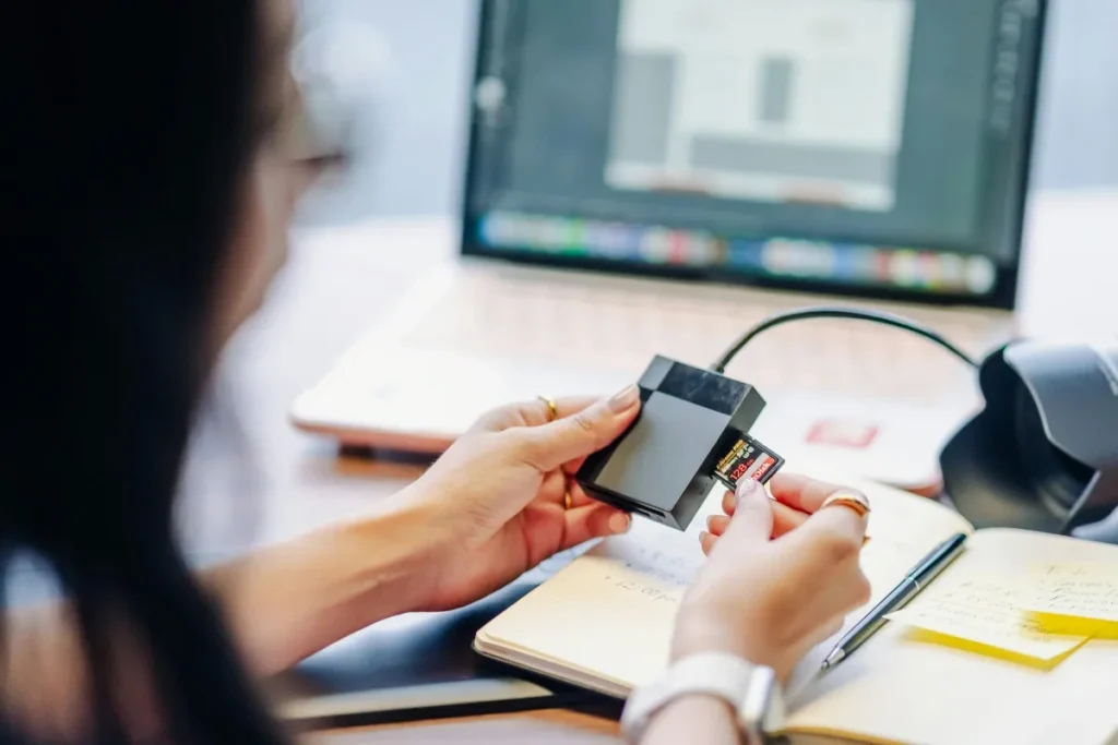 Reliable Card Reader Options for Quick Data Transfers and Backups
